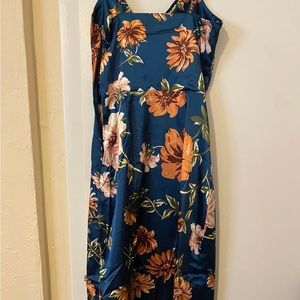 SHEIN Drape Neck Split Thigh Satin Dress